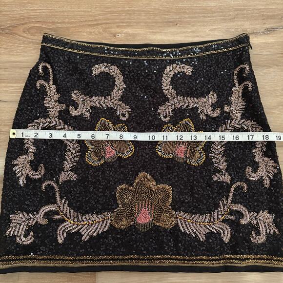 Zara Embroidered Embellished Mini Skirt M - Picture 5 of 9